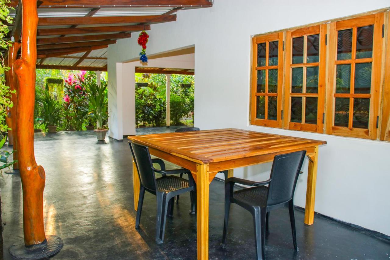 Sigiri Sandilu Homestay Sigiriya