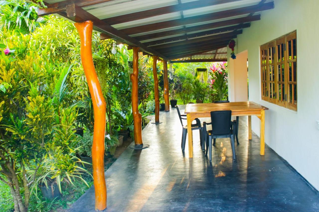 Sigiri Sandilu Homestay *