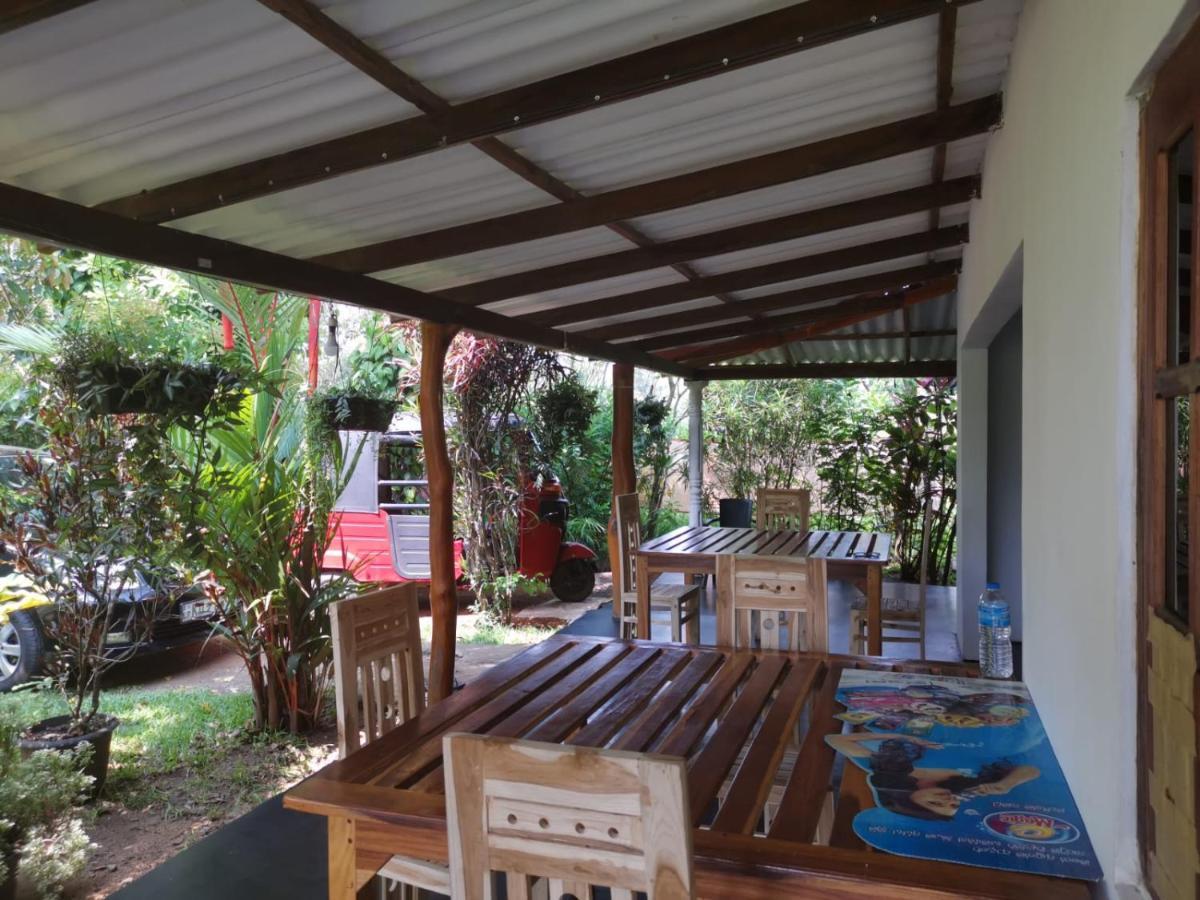 Homestay Sigiri Sandilu